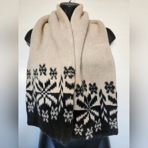 Cozy Cream and Black Snowflake Patterned, Double Layer Fleece Scarf